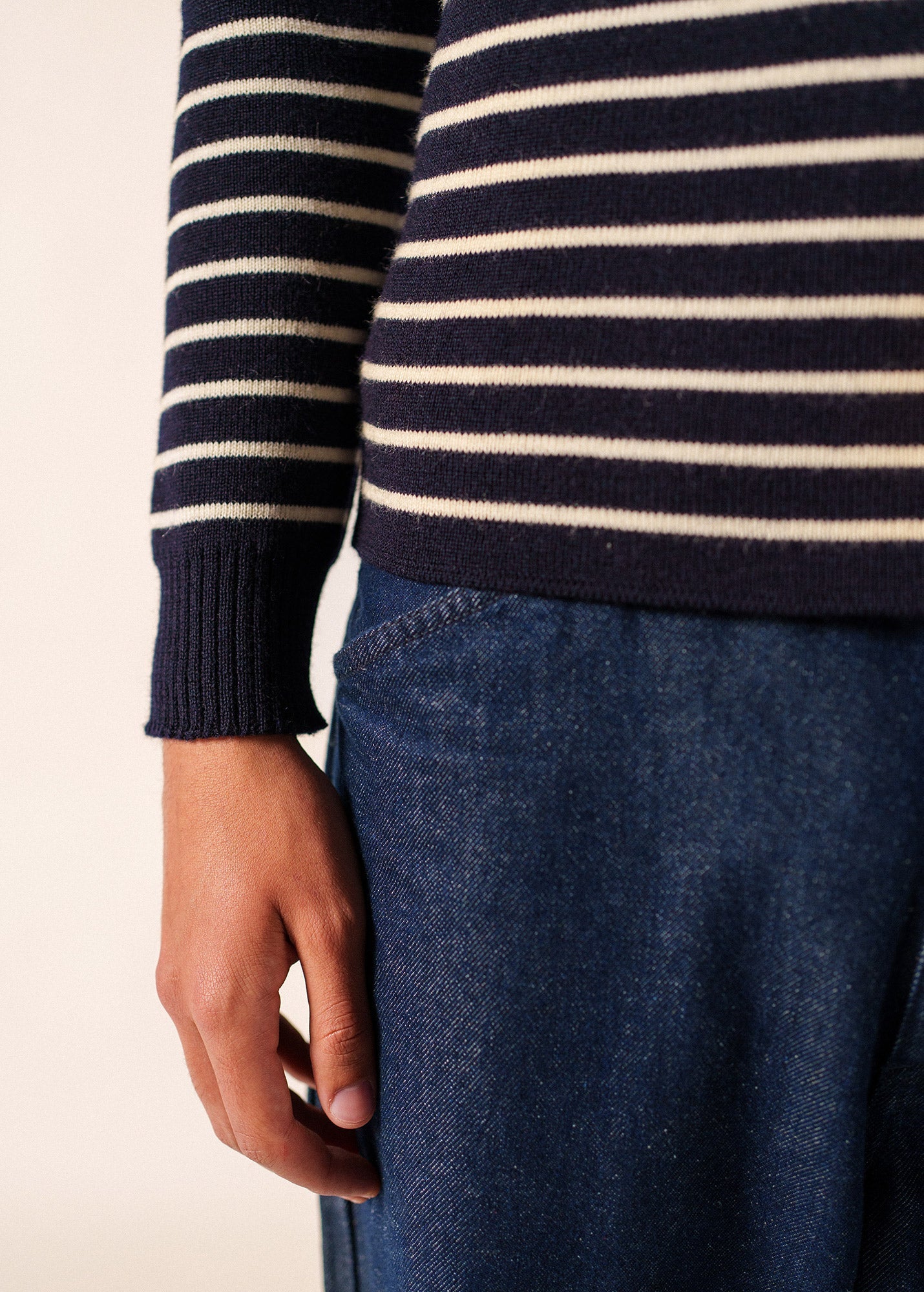 MATELOT Striped Wool Fisherman Sweater (NAVY / ECRU)