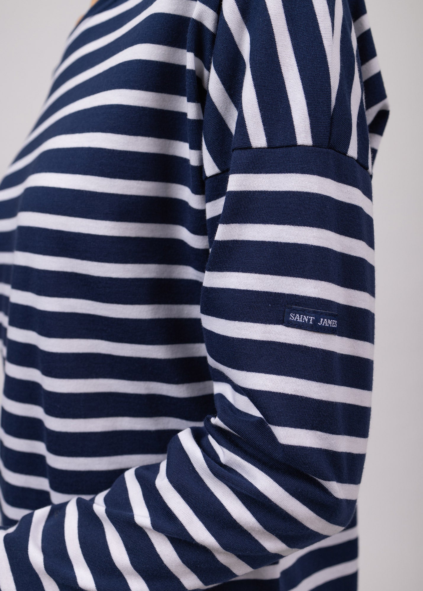 MINQUIERS DROP II Drop-Shoulder Breton Shirt (NAVY / WHITE)