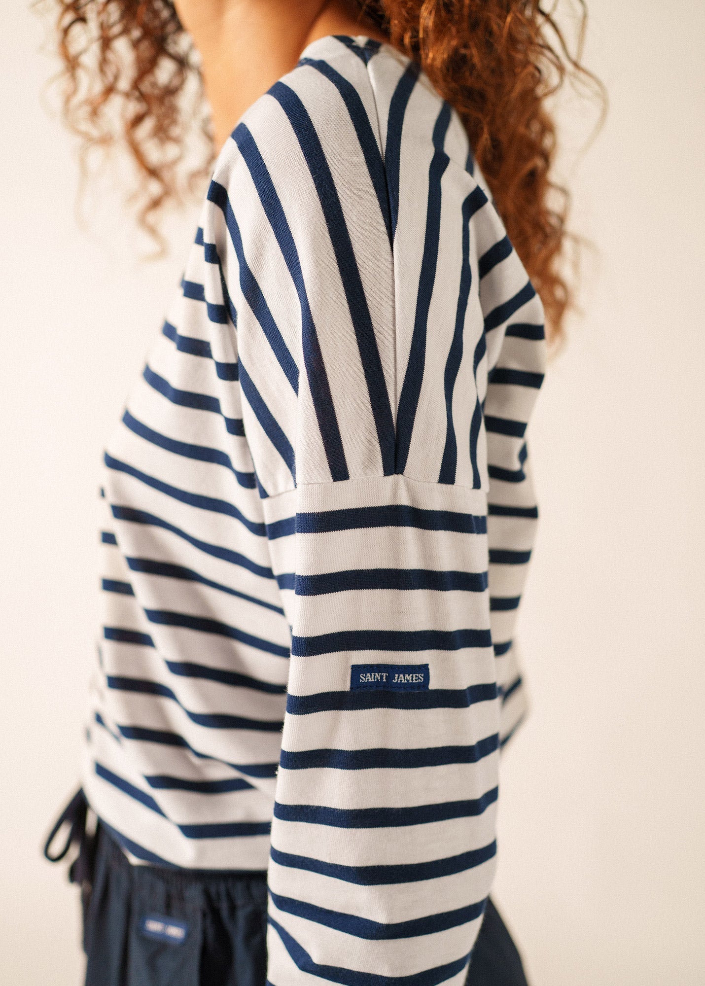 MINQUIERS DROP II Drop-Shoulder Breton Shirt (WHITE / NAVY)