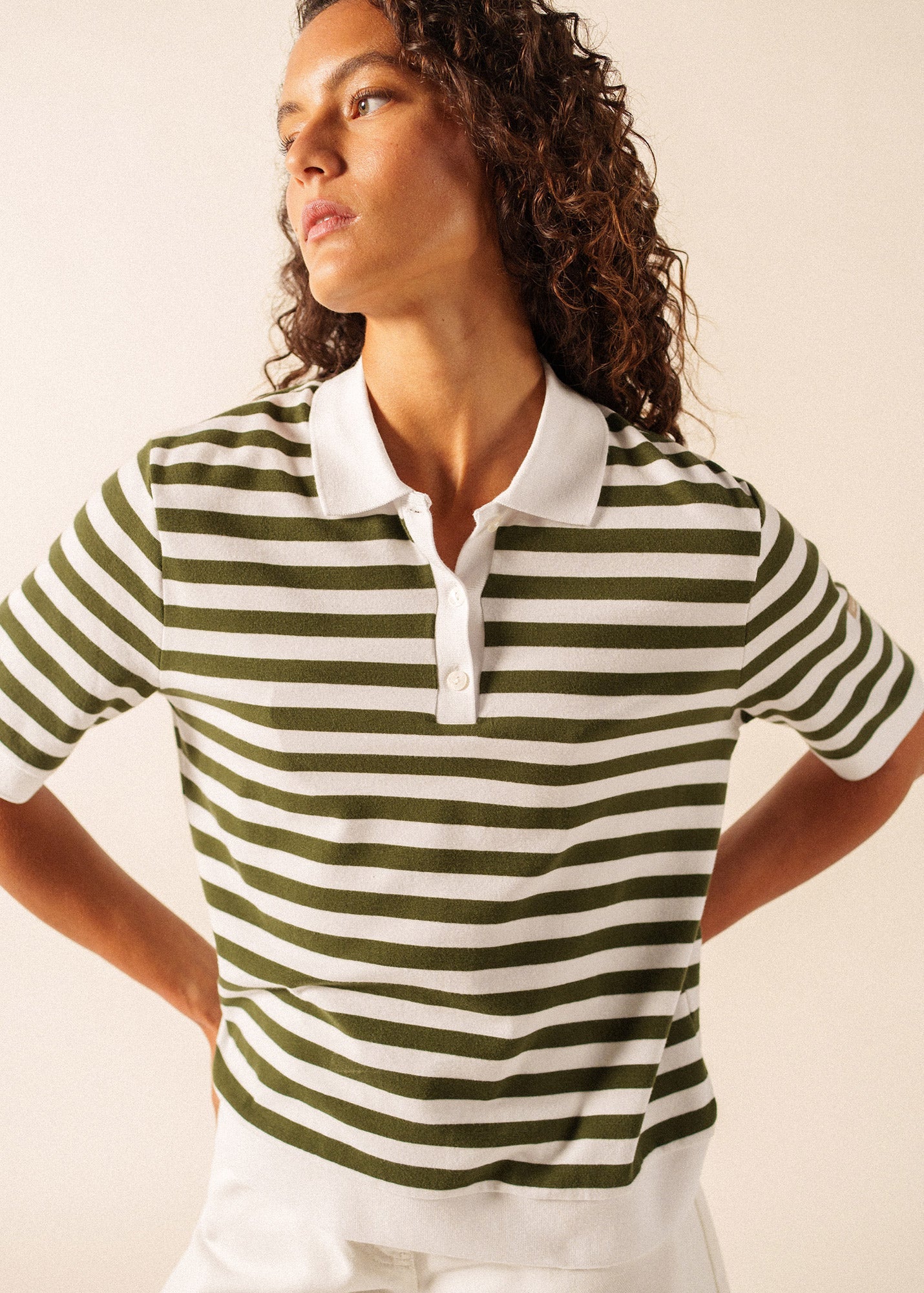 CAROLA Striped Knit Polo Shirt (WHITE / ARMY GREEN)