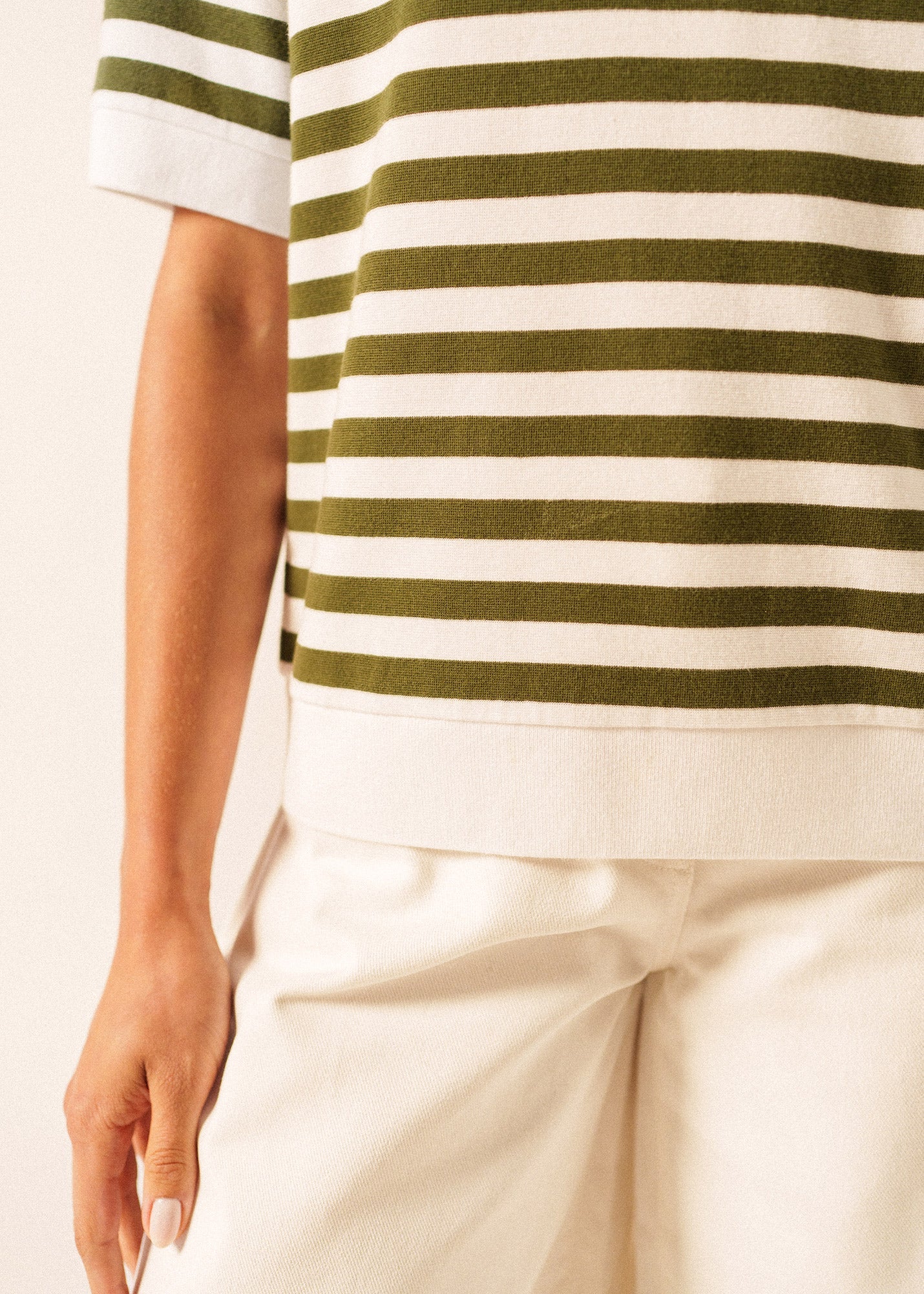 CAROLA Striped Knit Polo Shirt (WHITE / ARMY GREEN)