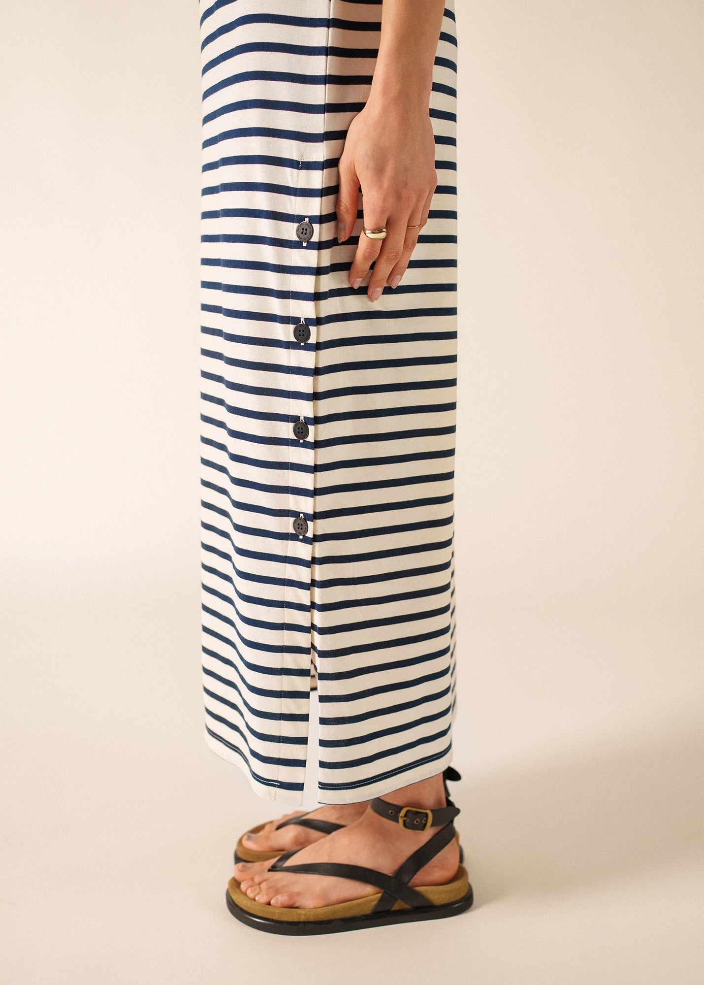 EZE Midi Dress (ECRU / NAVY)