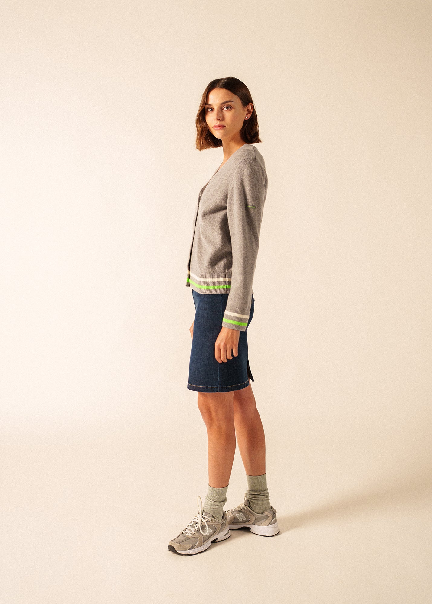 ANNECY Wool Cardigan (GRAY / NEON GREEN / IVORY)