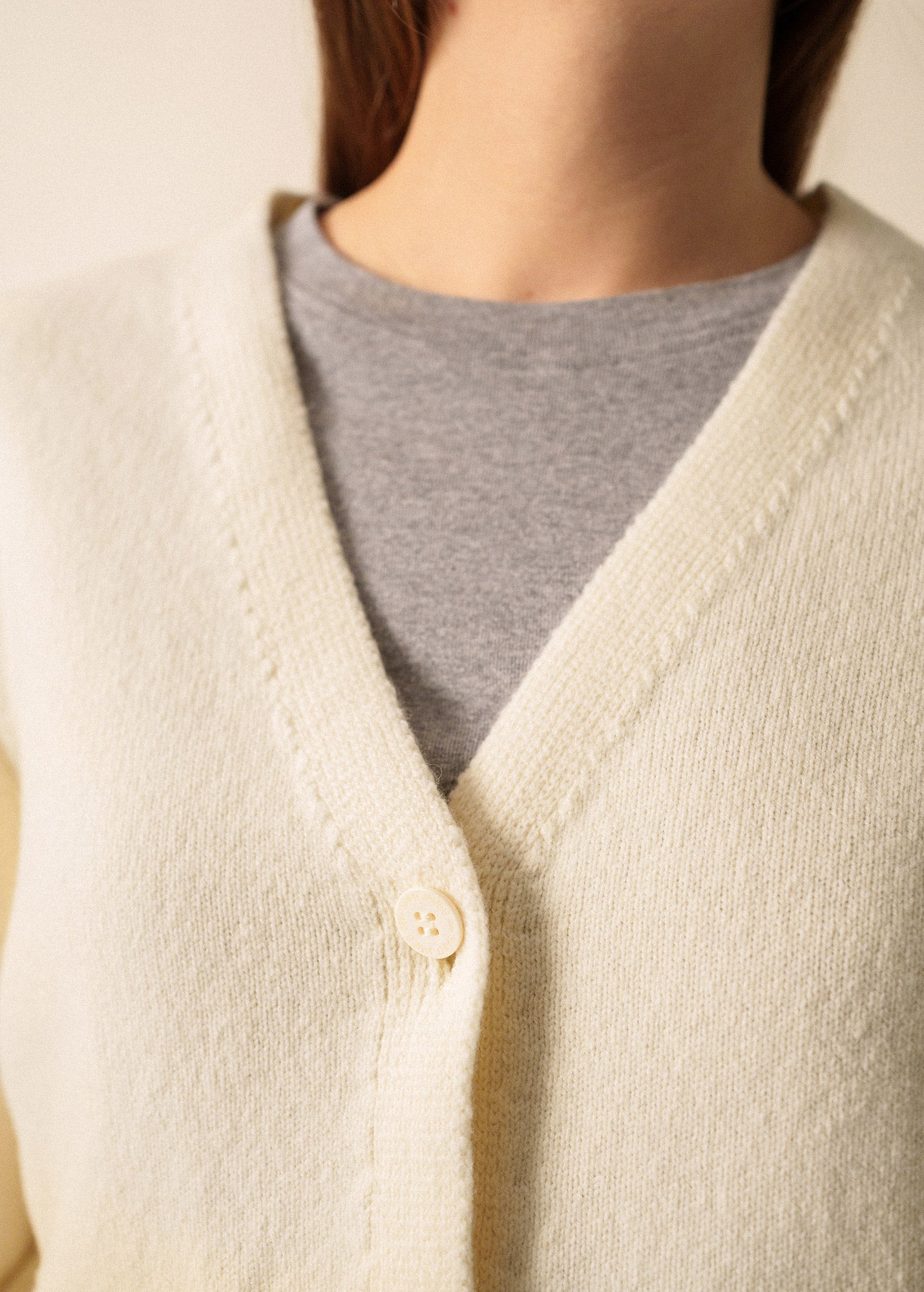 ANNECY Wool Cardigan (IVORY / BRIGHT PINK / GRAY)