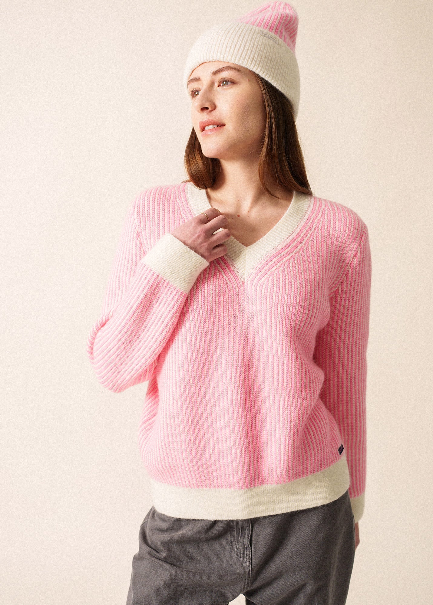 COURCHEVEL Mohair Sweater (WINTER WHITE / BRIGHT PINK)