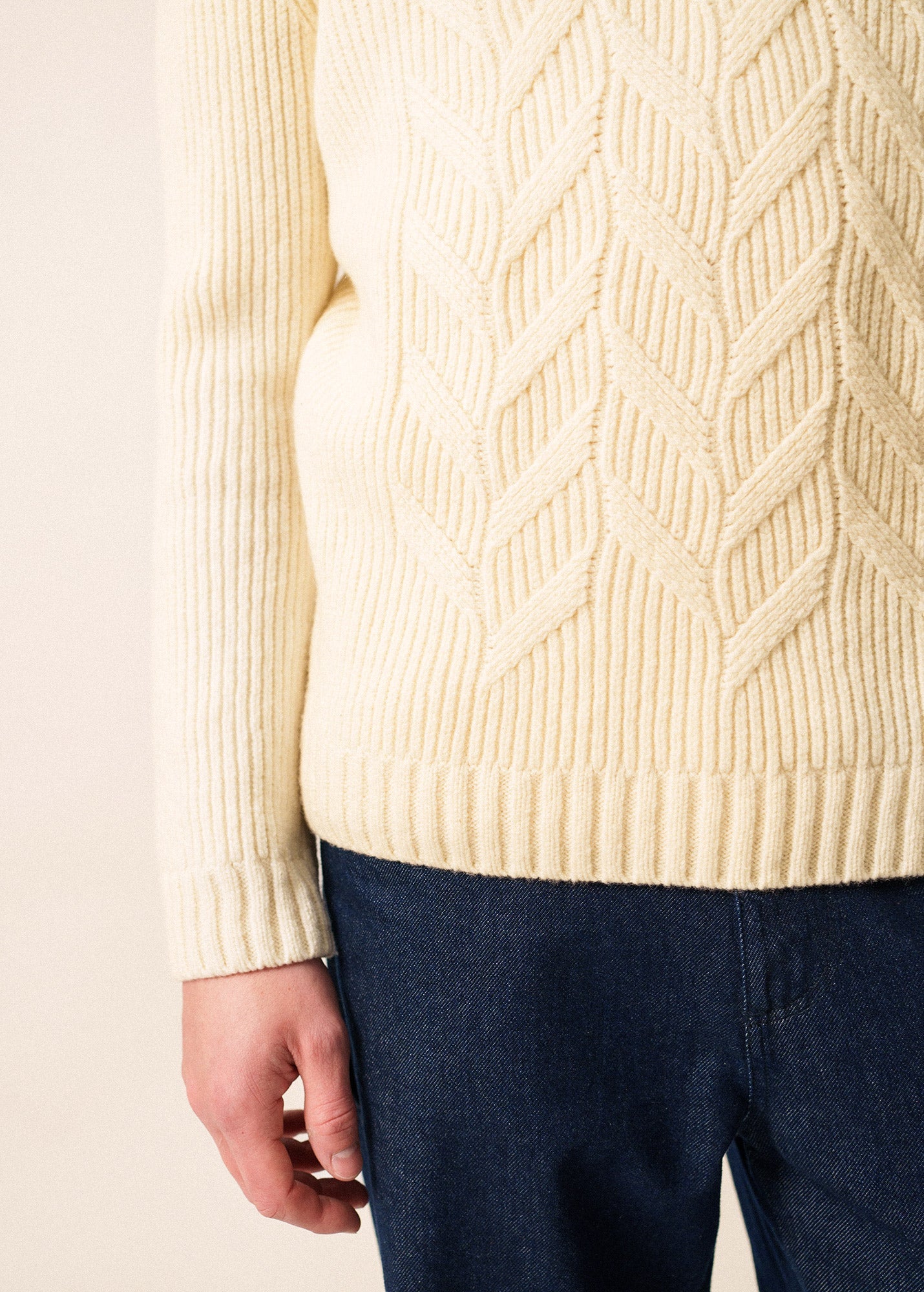 TIGNES Cable Knit Sweate (WINTER WHITE)