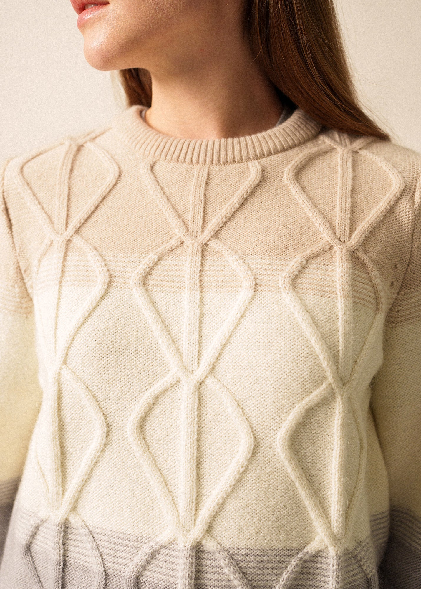 MORZINE Colorblock Sweater (GRAY/ WINTER WHITE /BEIGE)
