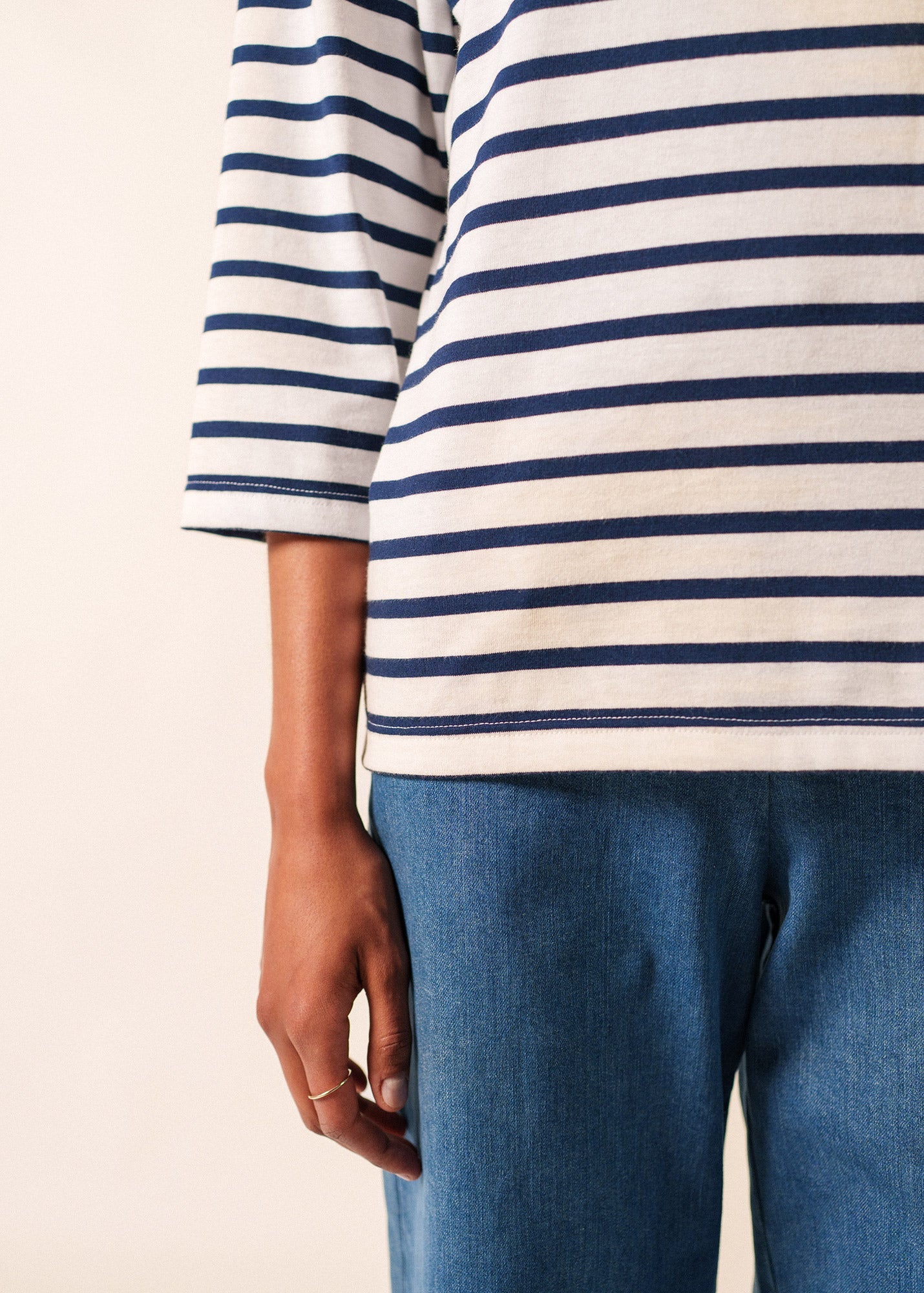 GALATHEE II Breton Striped Top  (WHITE / NAVY)