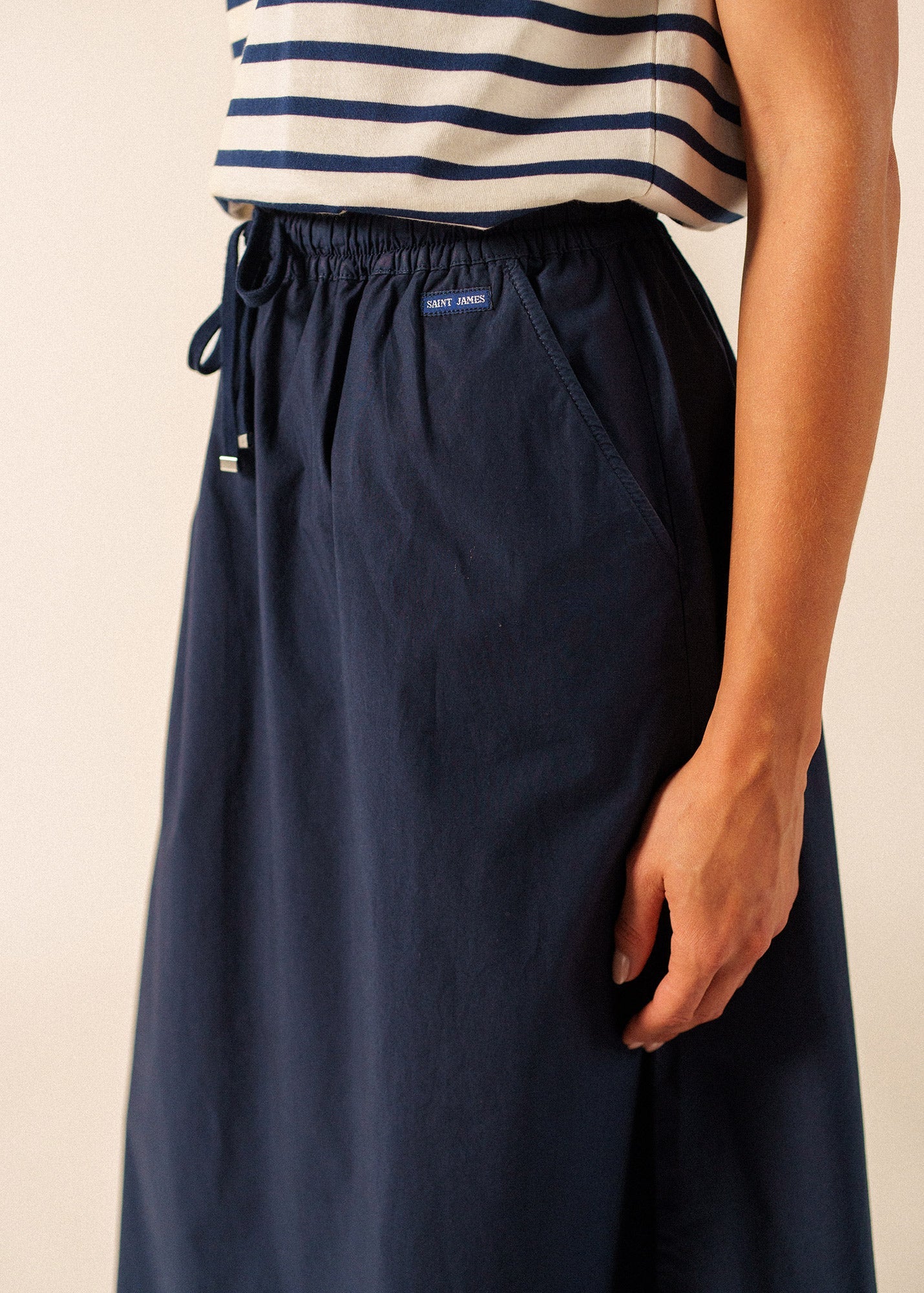 ALBANE Cotton Drawstring Skirt (NAVY)