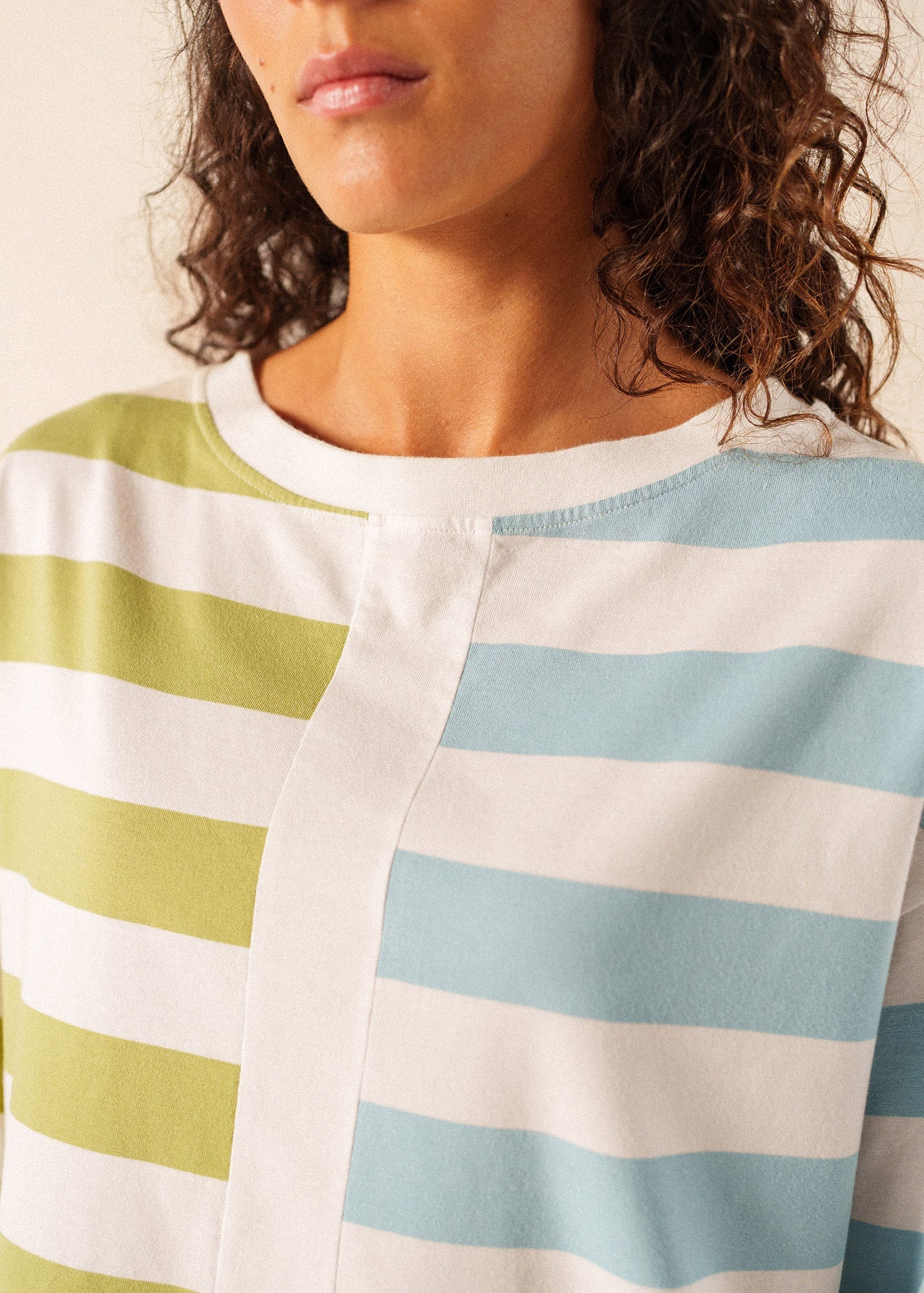 ESTELLE Graphic Striped T-Shirt (ACCALMIE)