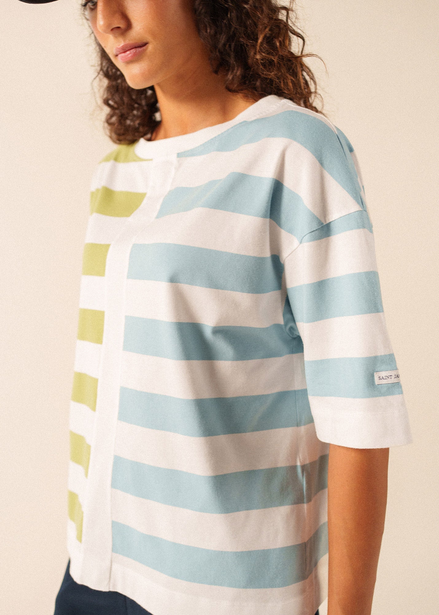 ESTELLE Graphic Striped T-Shirt (ACCALMIE)