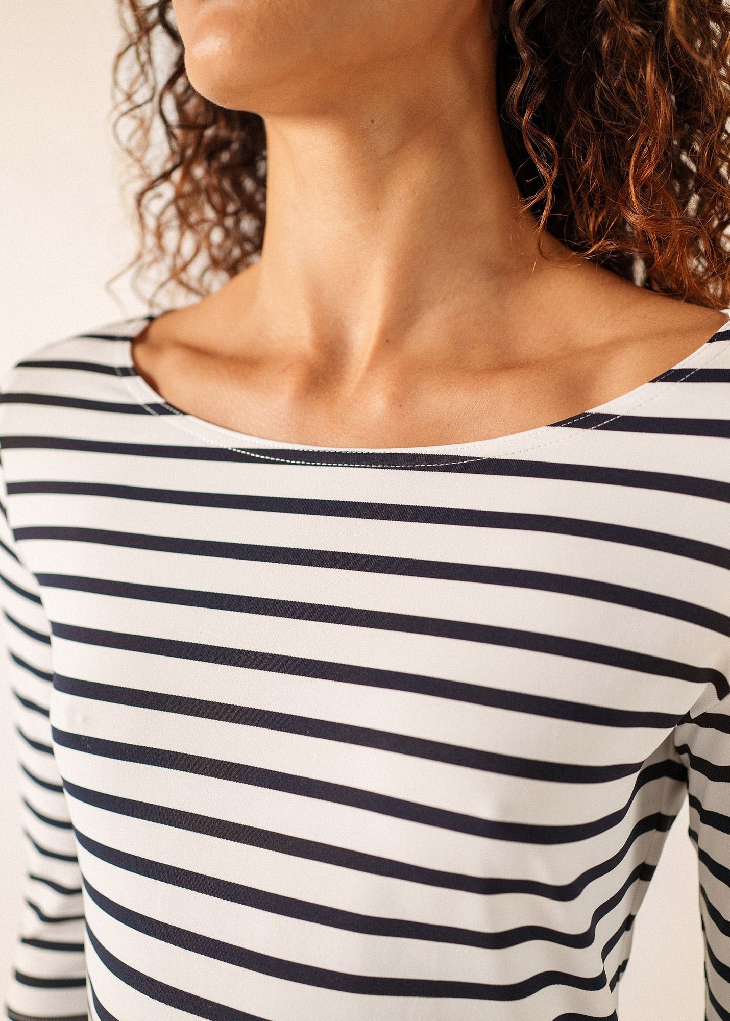 GARDE-COTE III Anti UV Top (WHITE / NAVY)