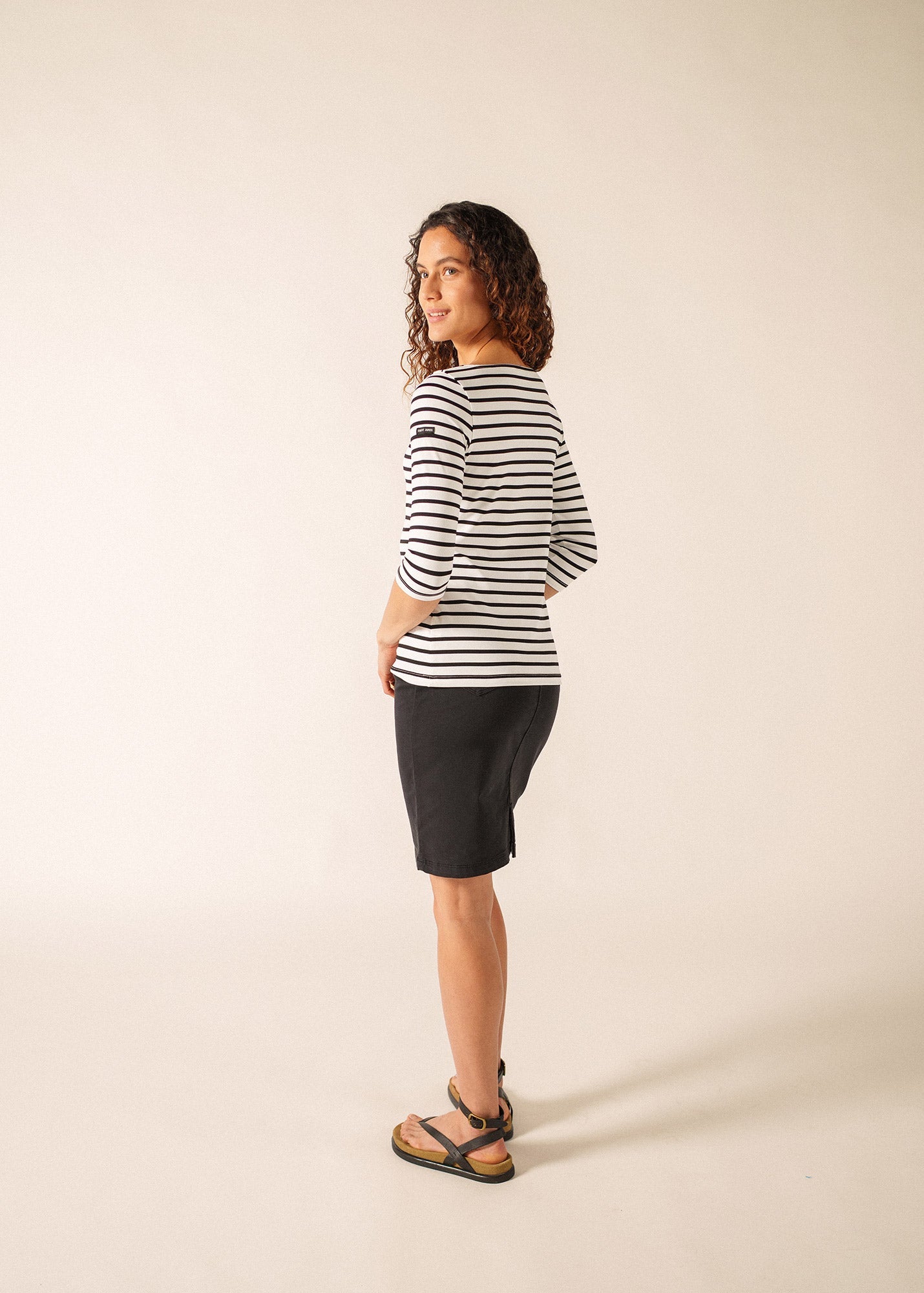 GARDE-COTE III Anti UV Top (WHITE / BLACK)