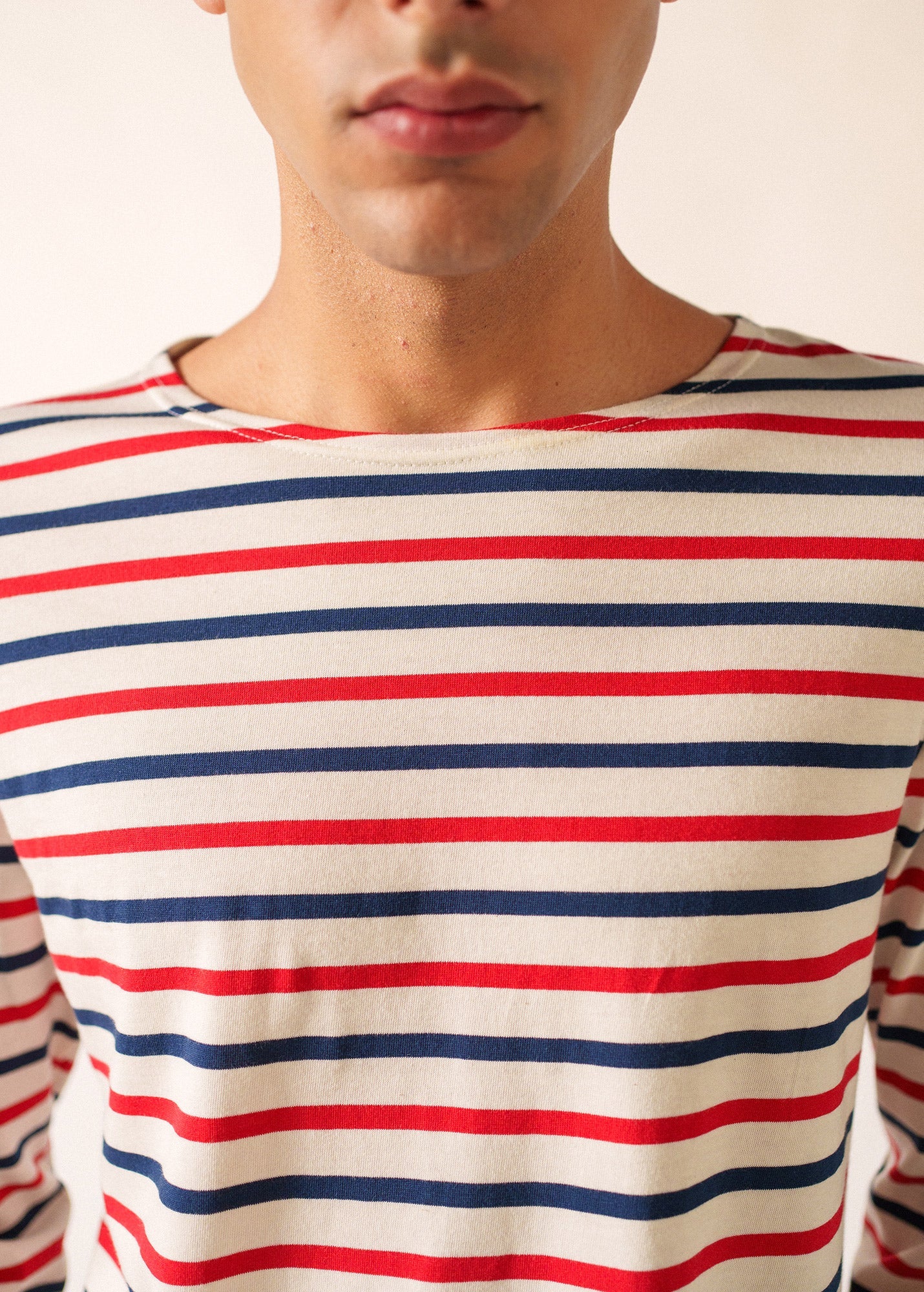 MINQUIERS MODERN TRI Tri-Color Breton Shirt (ECRU / NAVY / RED)