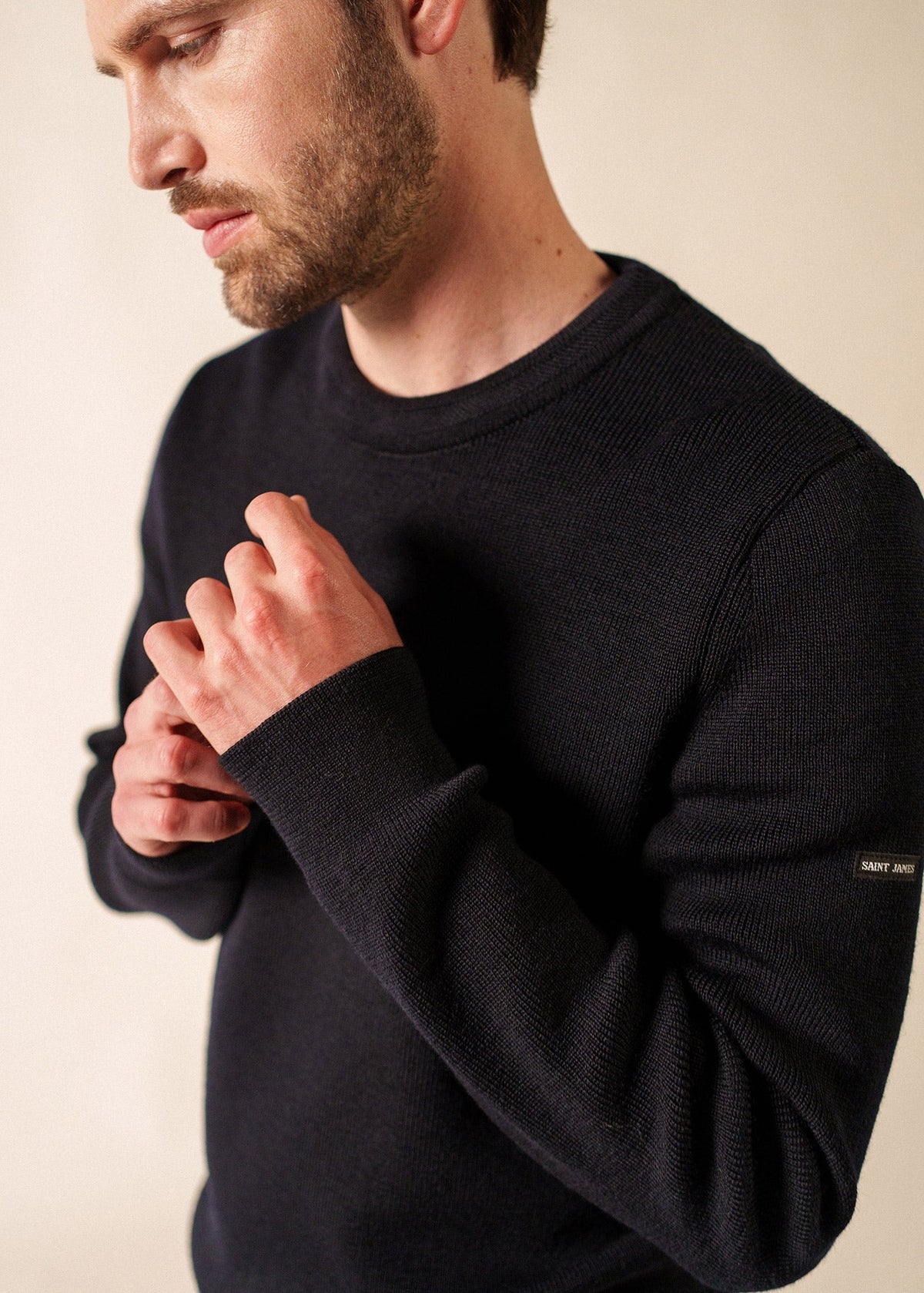 LOCRONAN III Crew Neck Sweater (NAVY)