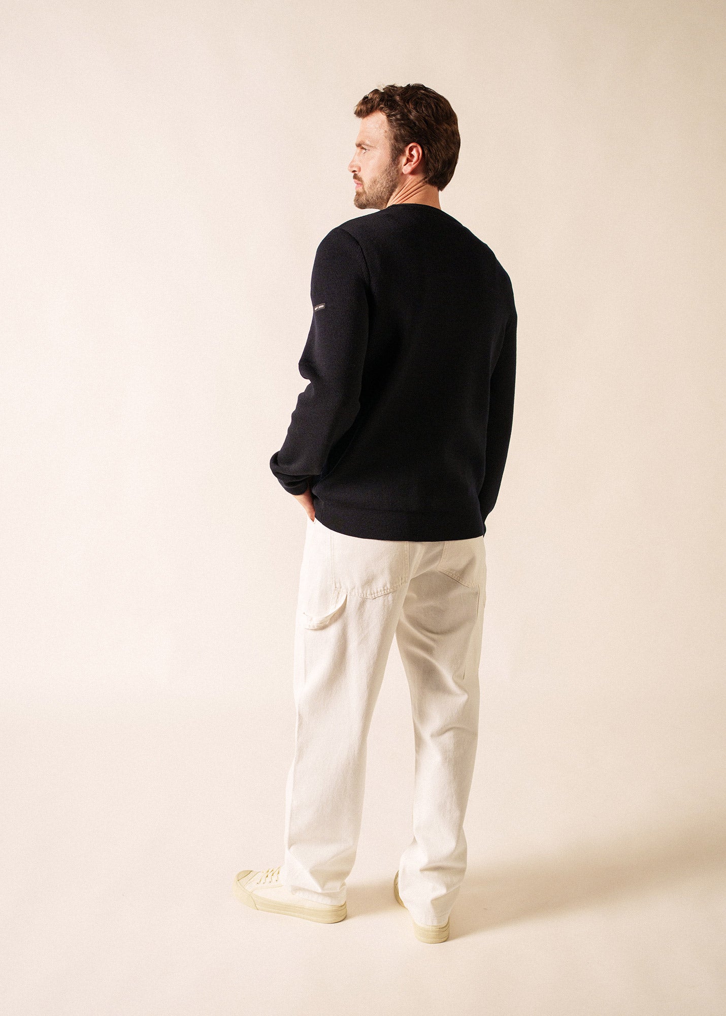 LOCRONAN III Crew Neck Sweater (NAVY)