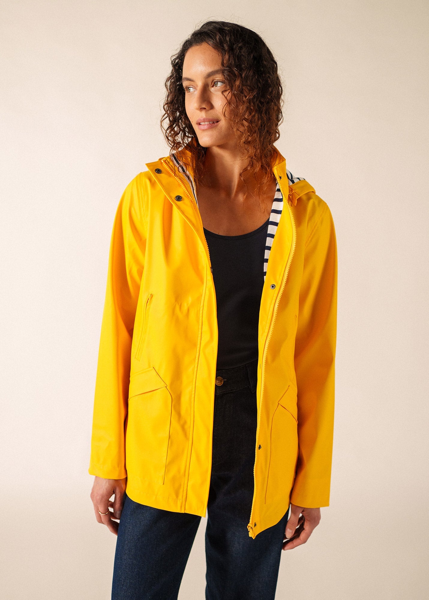 ST MORGANE Hooded Raincoat  (YELLOW)
