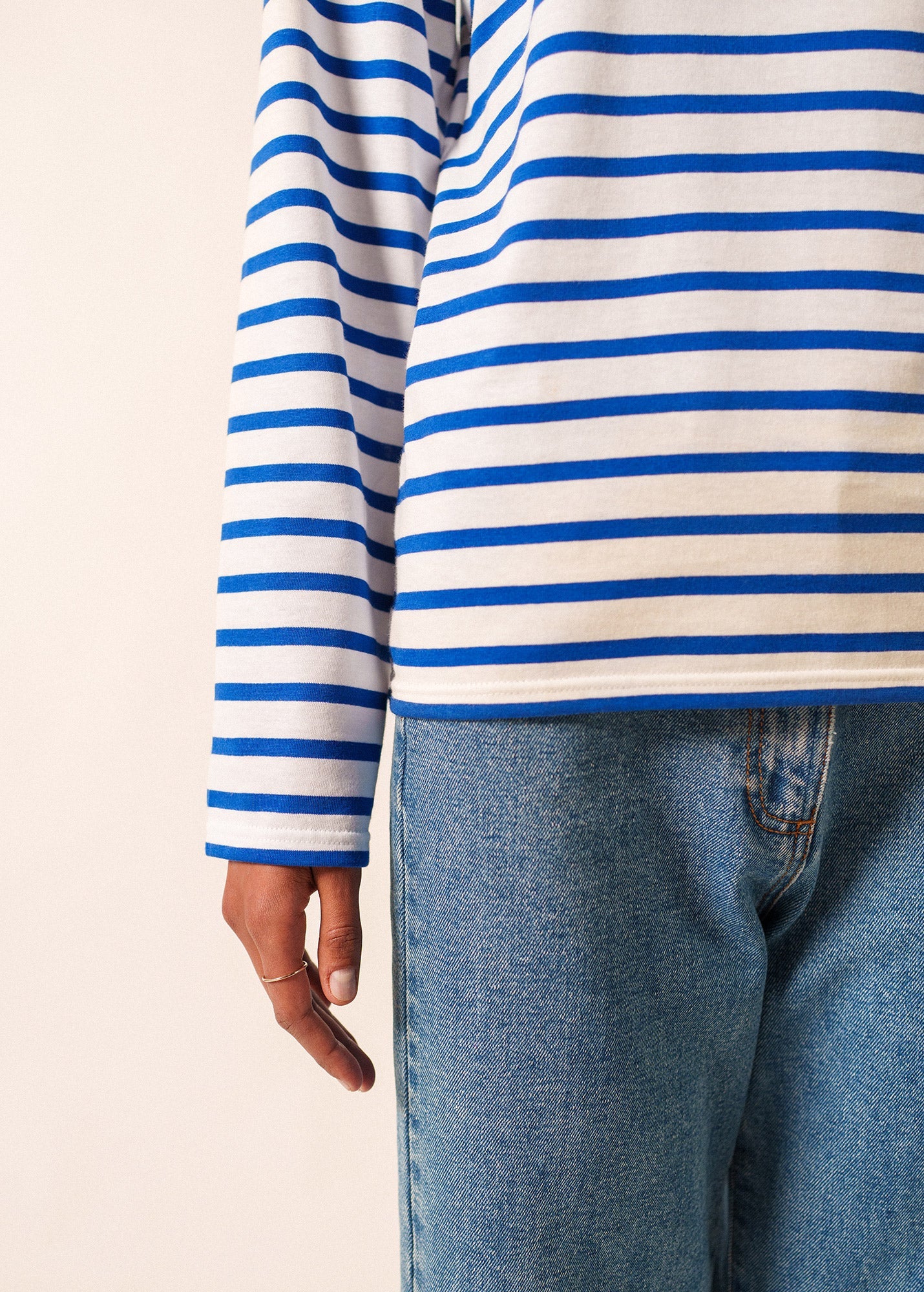 MINQUIERS MODERN Breton Shirt (WHITE / ROYAL BLUE)