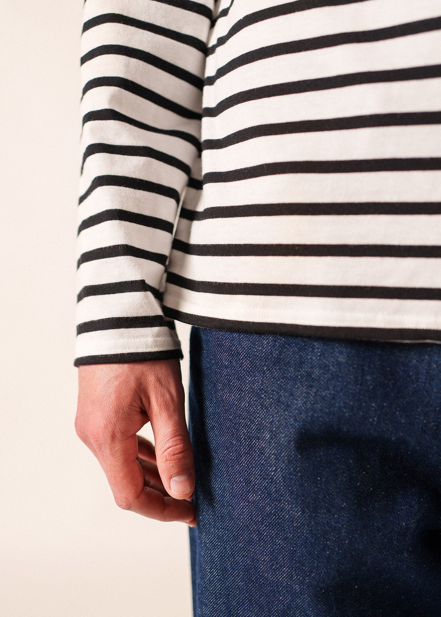 MINQUIERS MODERN Breton Shirt (WHITE / BLACK)
