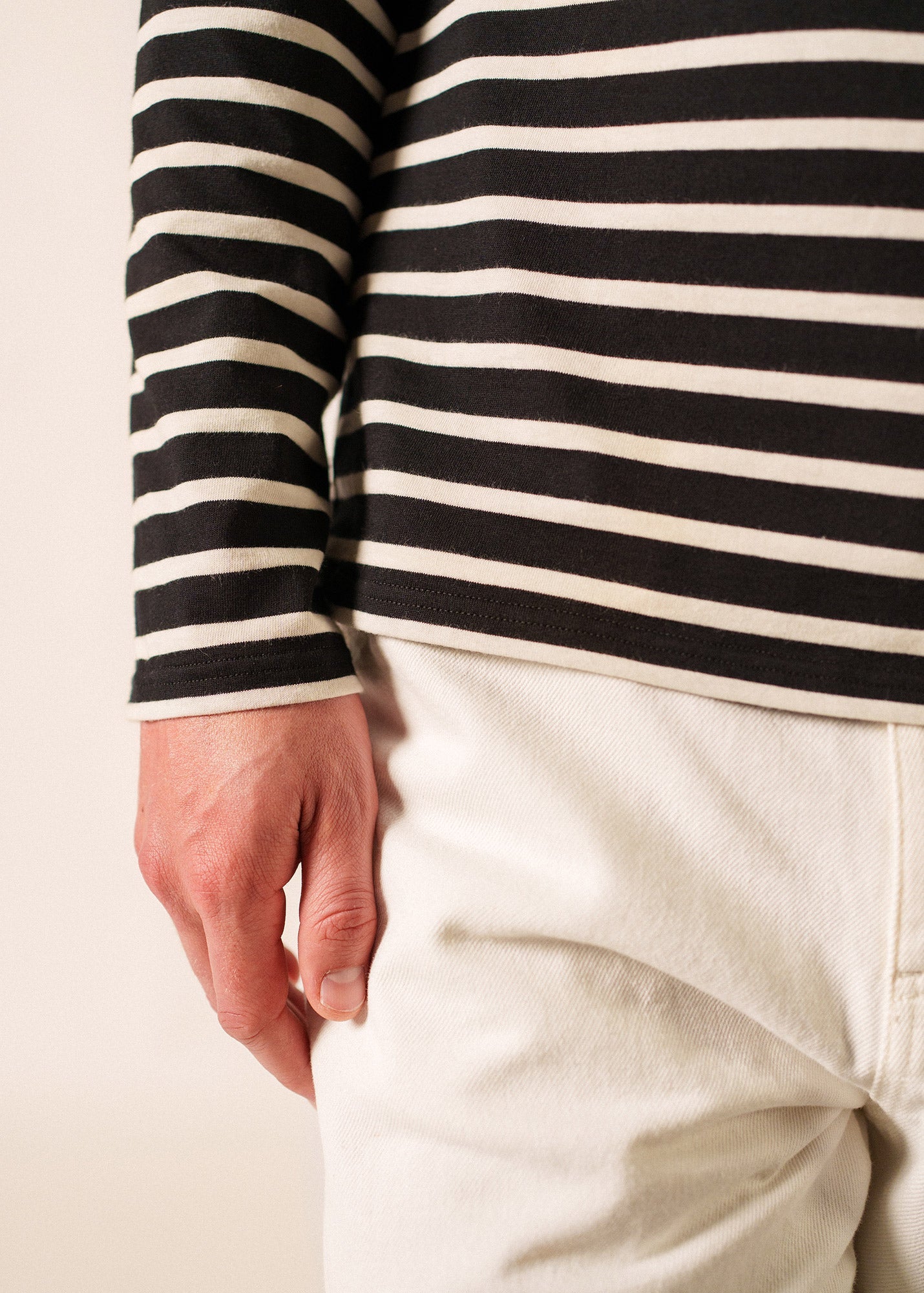 MINQUIERS MODERN Breton Shirt (BLACK / ECRU)
