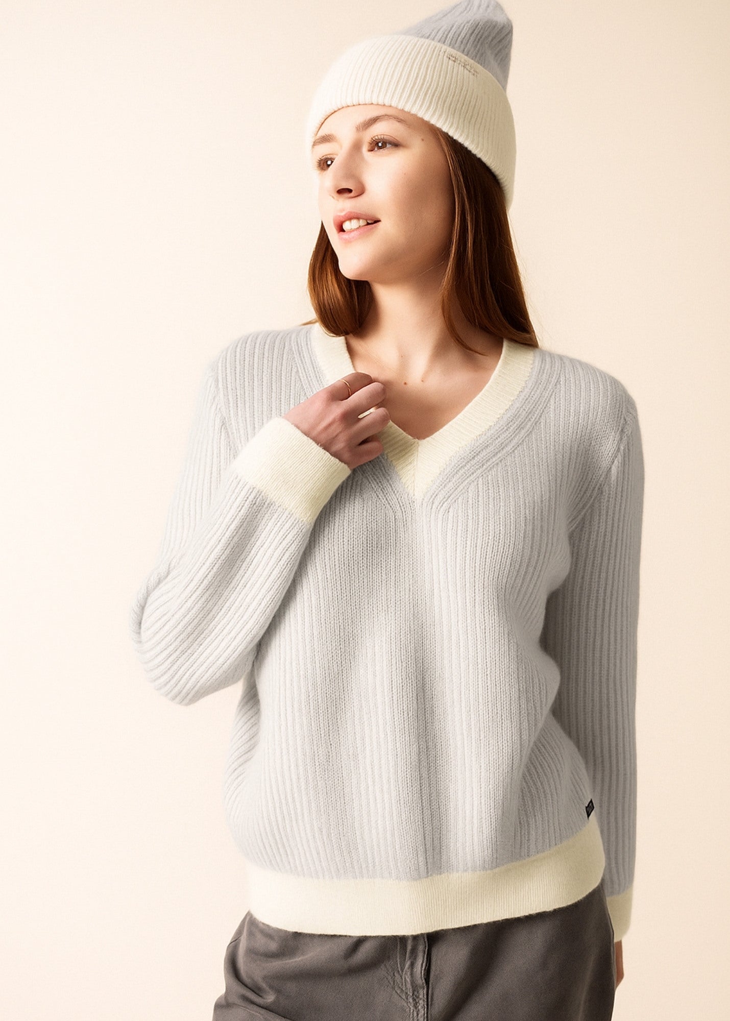 COURCHEVEL Striped Sweater (WINTER WHITE /GRAY)