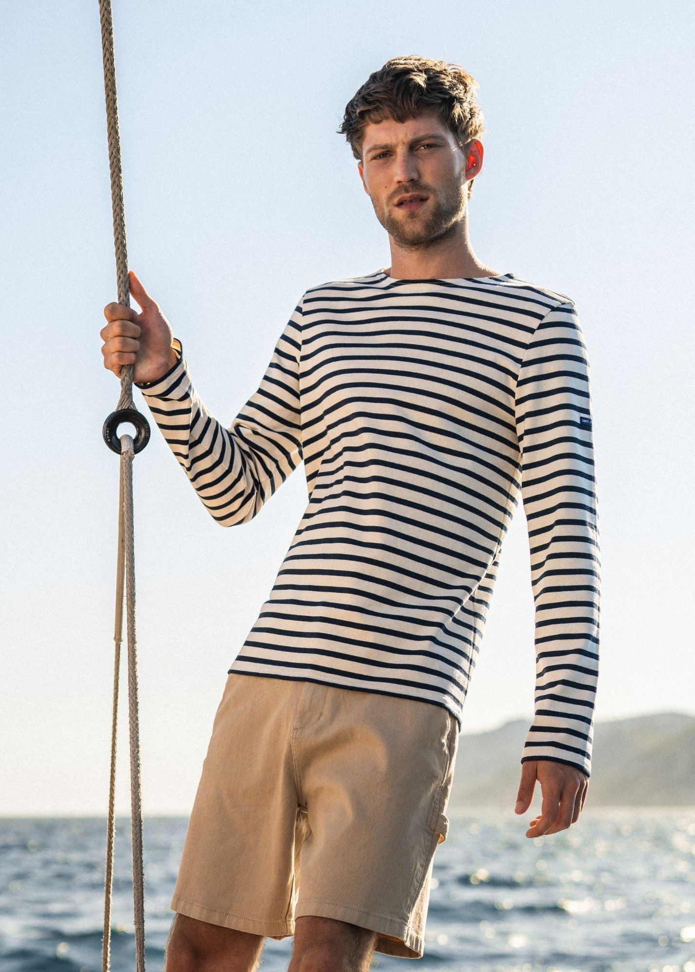 MERIDIEN MODERNE Breton Shirt (ECRU / NAVY)